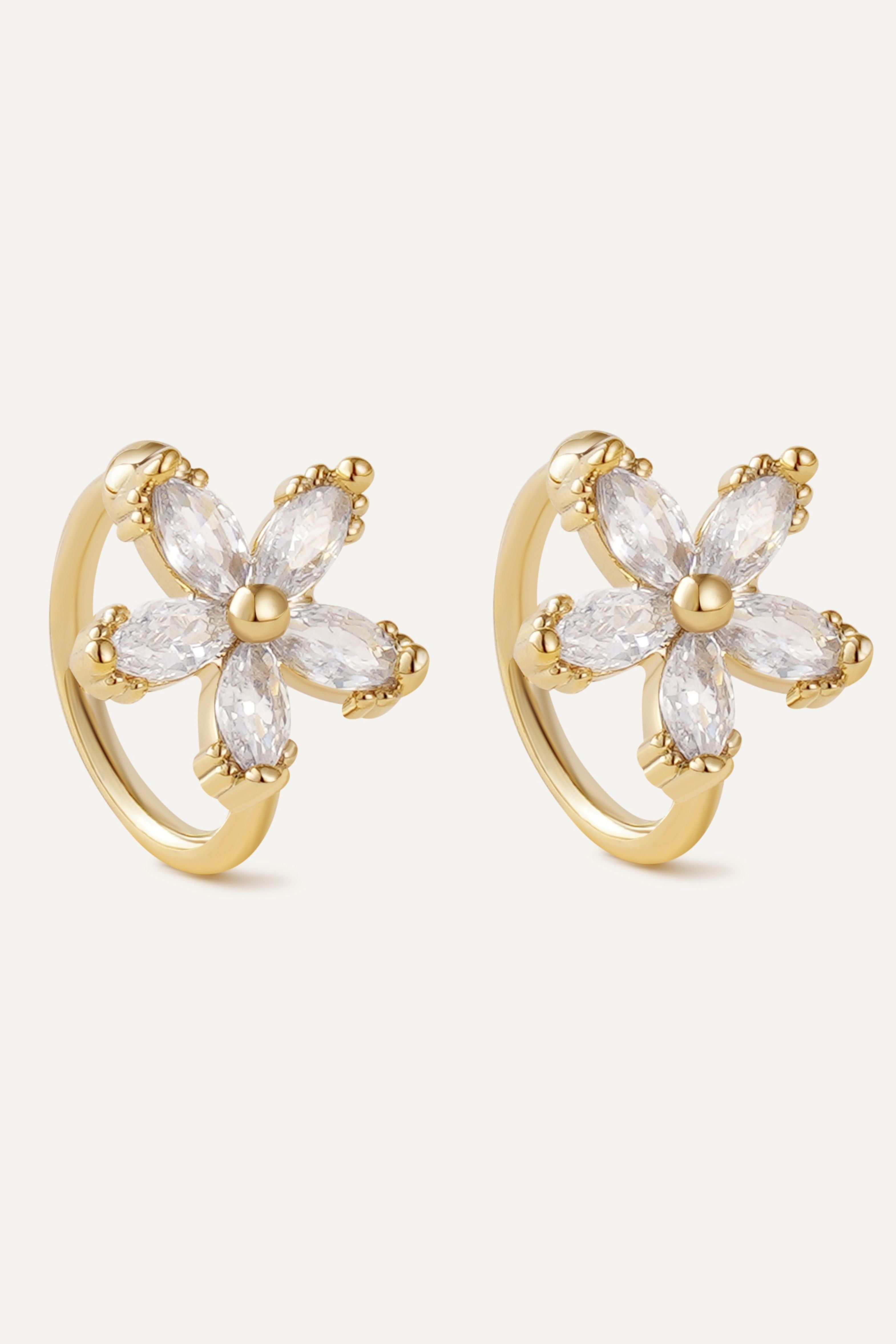 Cercei Ear Cuff Mini Daisy